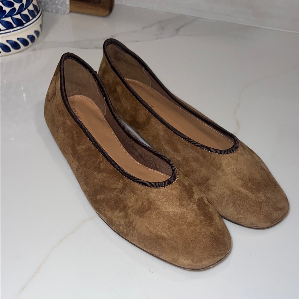 Steve Madden Tan Suede Ballet Flats